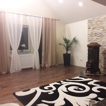 Gemuetliche Zimmer Kaisersesch ภายนอก รูปภาพ